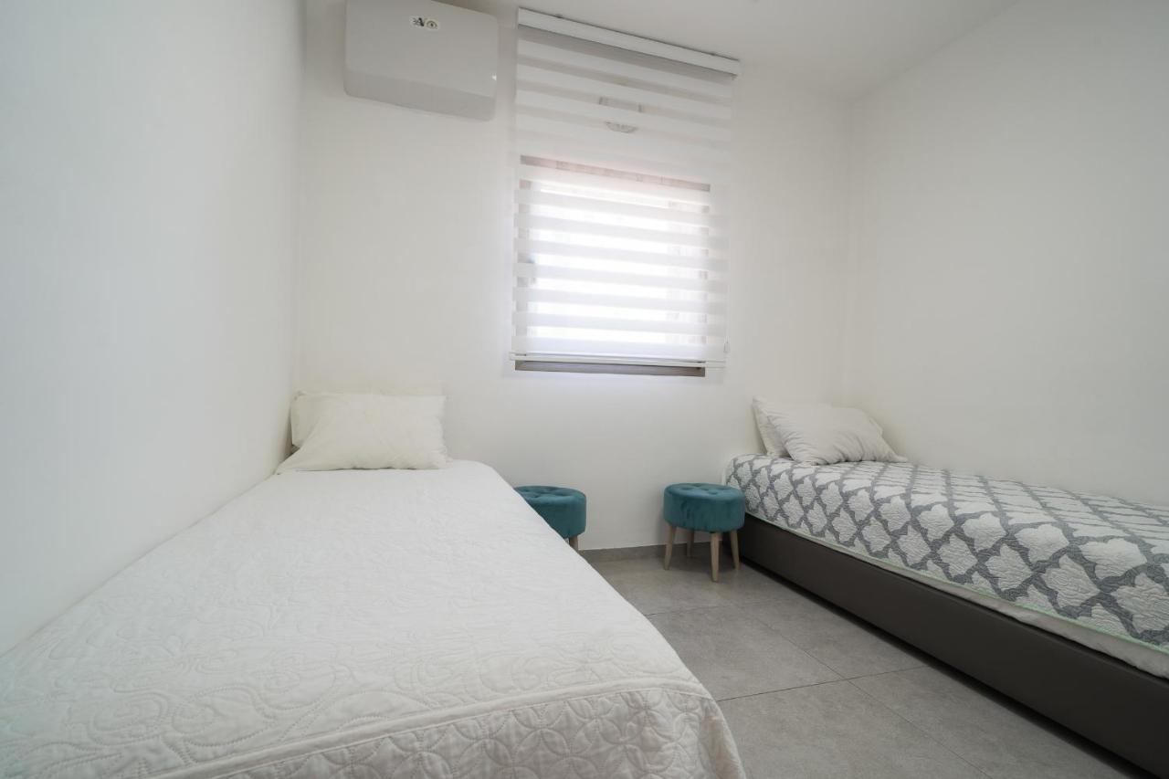 Maorissimo Boutique Apartment Acre Esterno foto