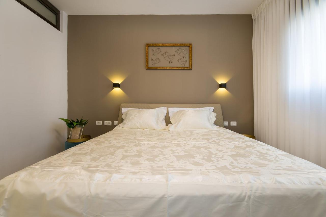 Maorissimo Boutique Apartment Acre Esterno foto